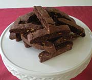 Italian Meat and Fish Red Clam Sauces with Fettucini Pasta Gift Box